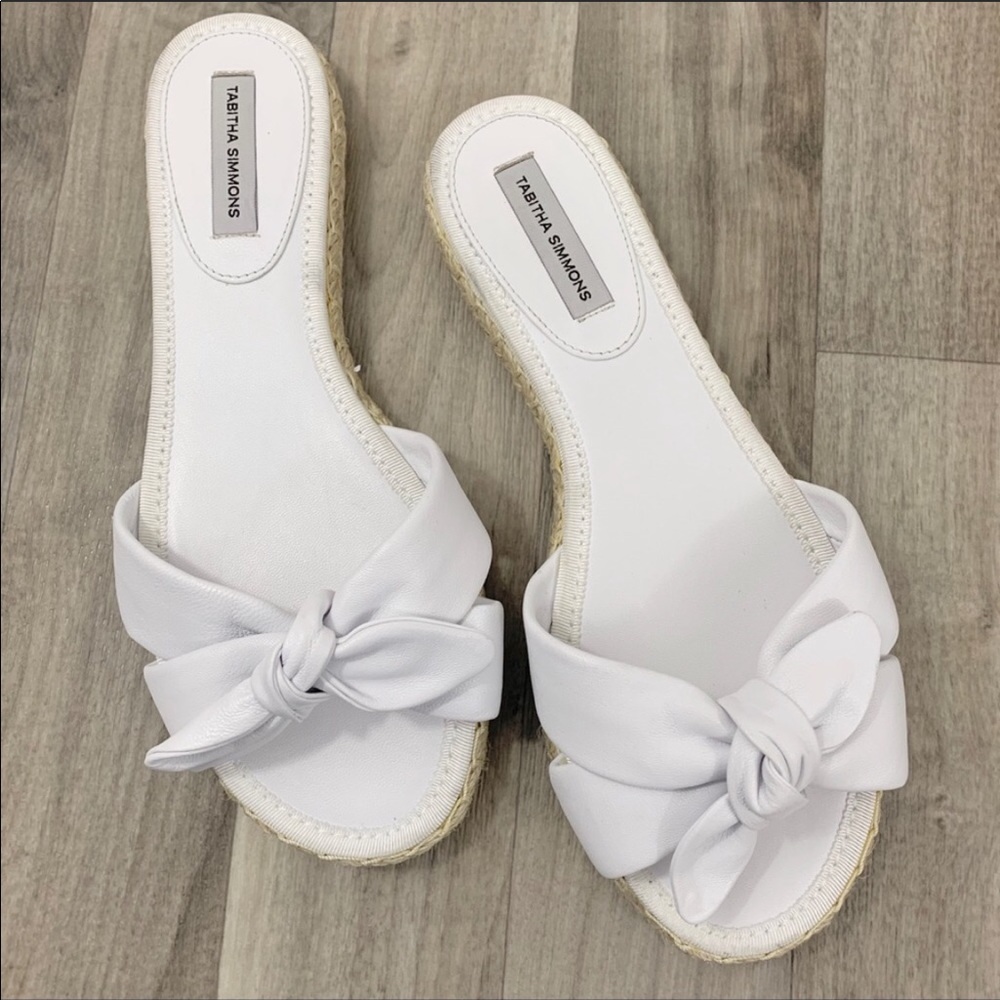 NWOT white Heli Bow Slide Sandal      Size 36.5